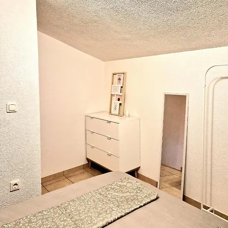 Apartments Tadic Omisalj Exterior photo